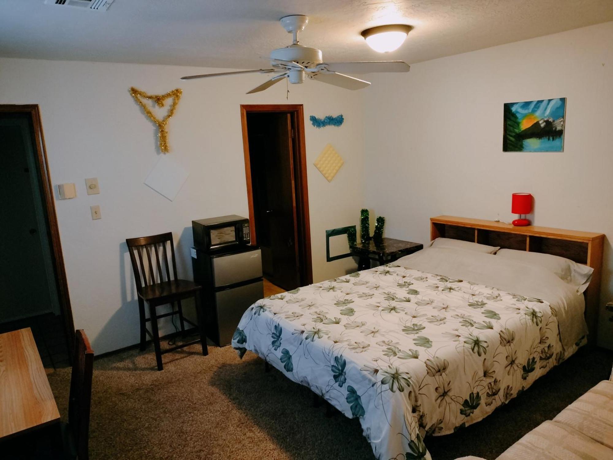Golden Sunflower'S Apt B1 Lawton Extérieur photo